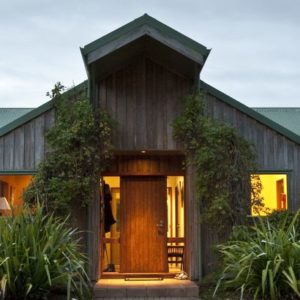 Whakaipo Lodge